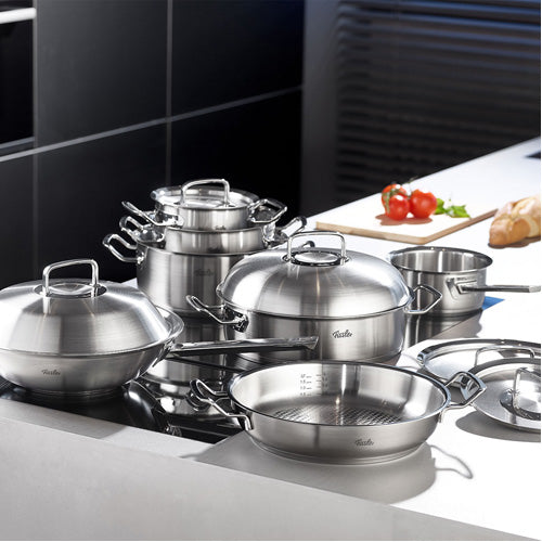Fissler - Original-Profi Collection® Stainless Steel Serving Pan with High Dome Lid - 11 Inch - Design and Grace