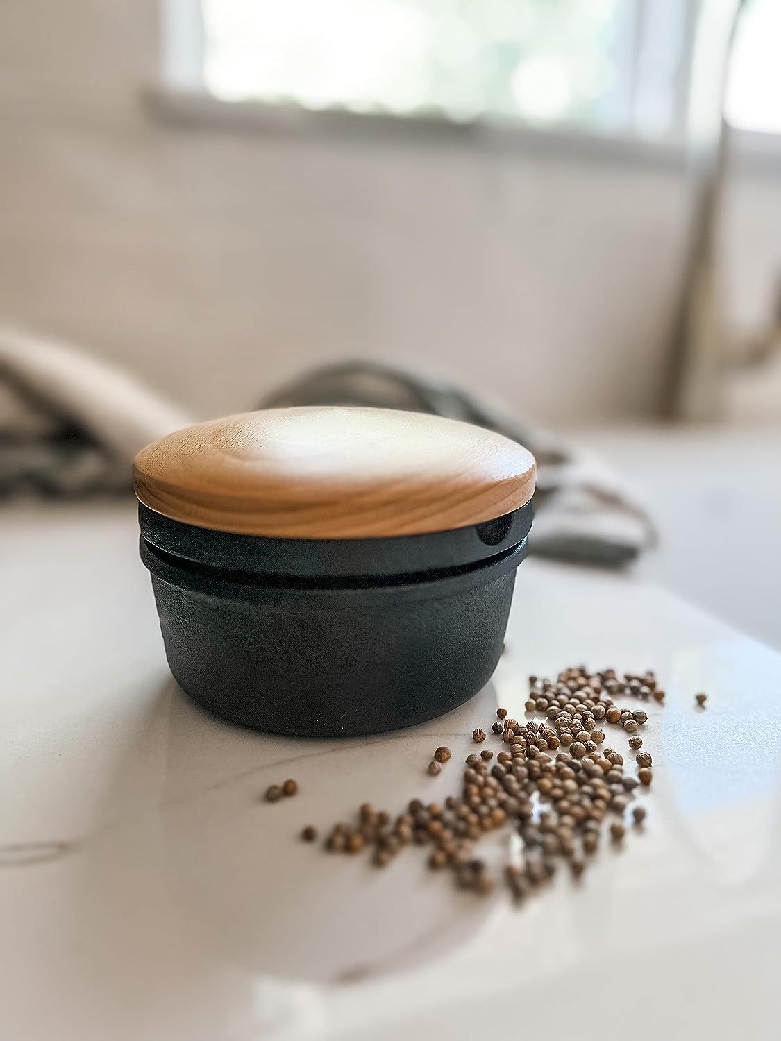 Zassenhaus Cast Iron Spice Grinder with Beech Wood Lid, Black, XL