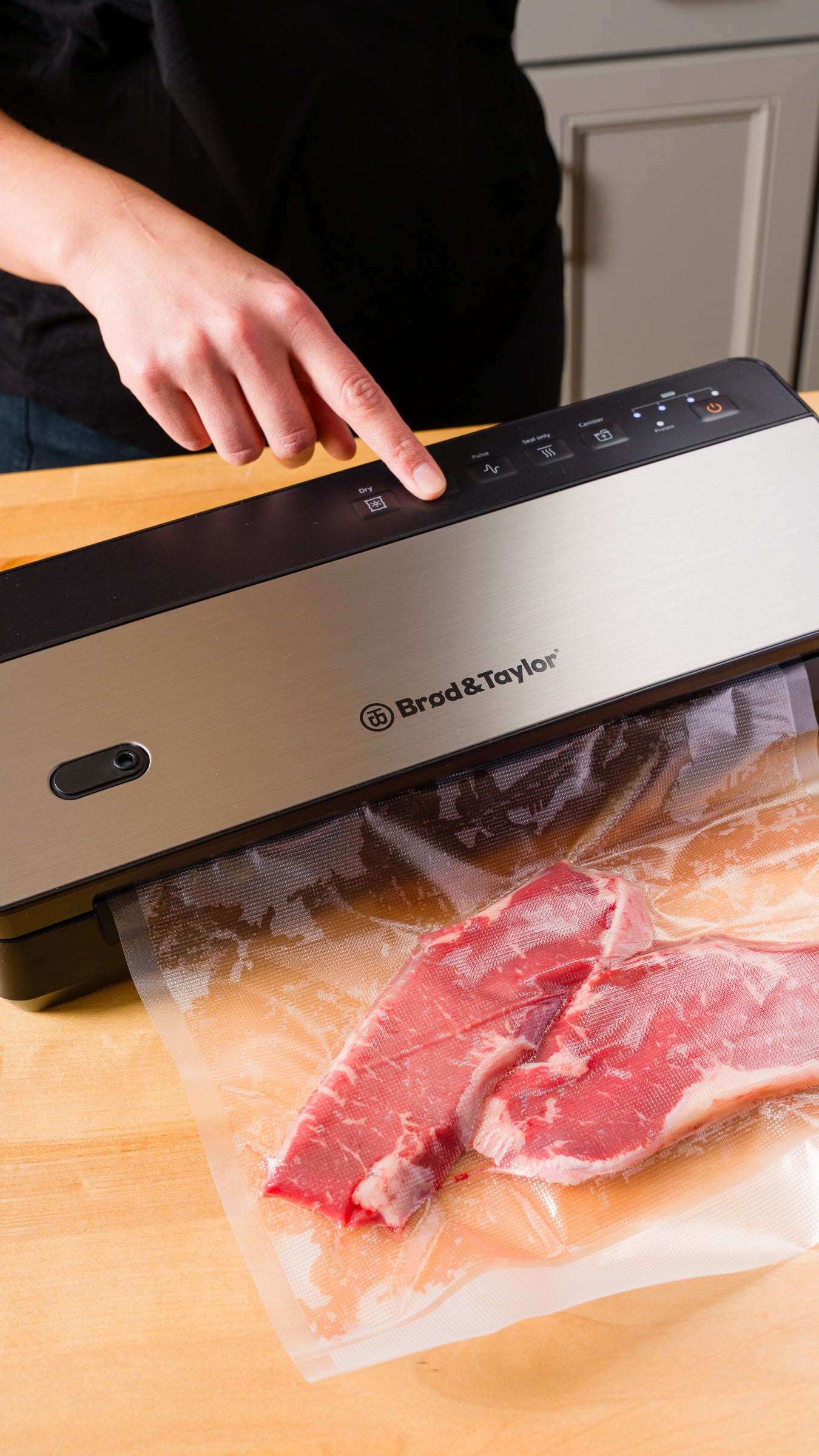 Brod & Taylor - Cordless Vacuum Sealer