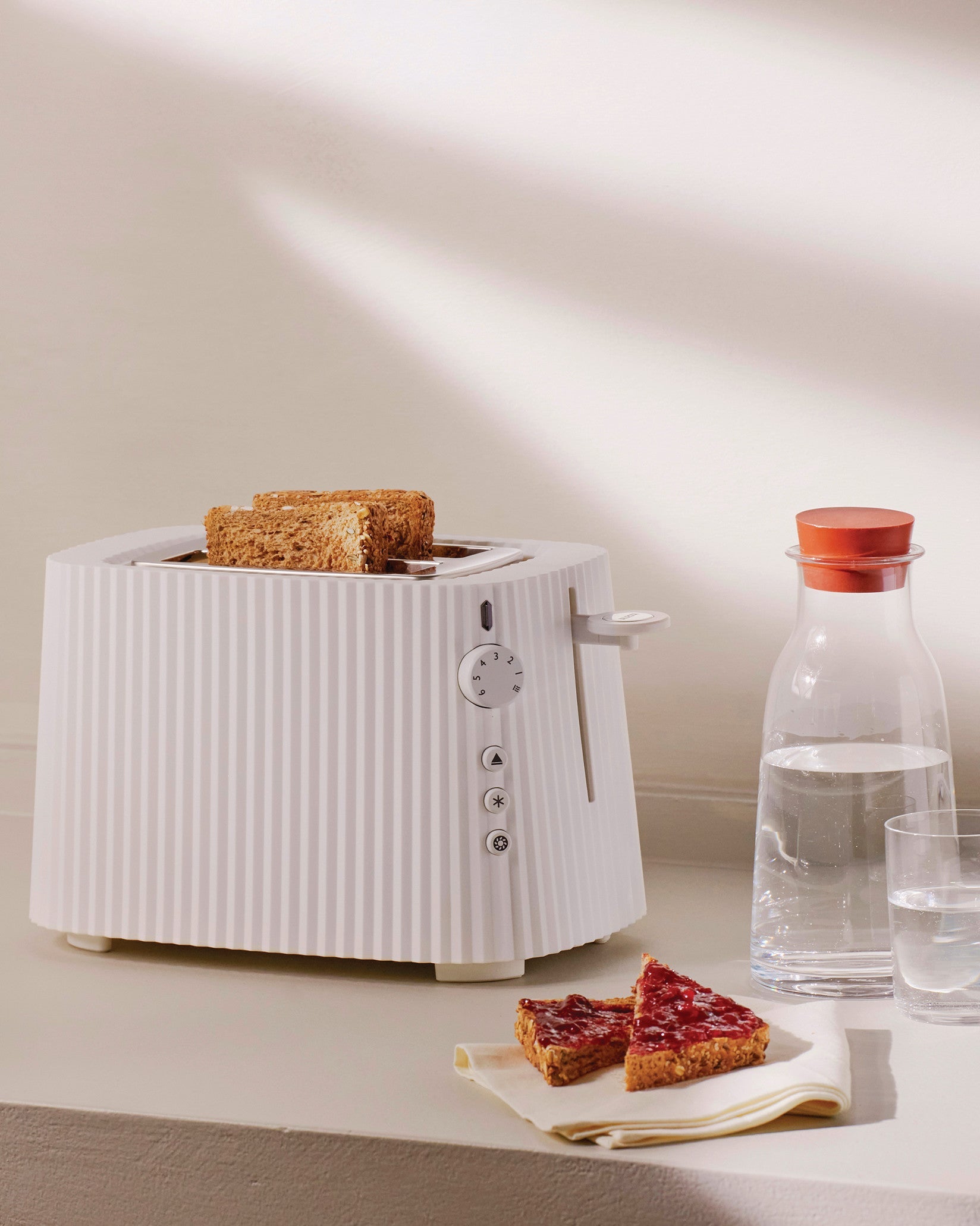 Alessi Plissé Toaster - White 850W