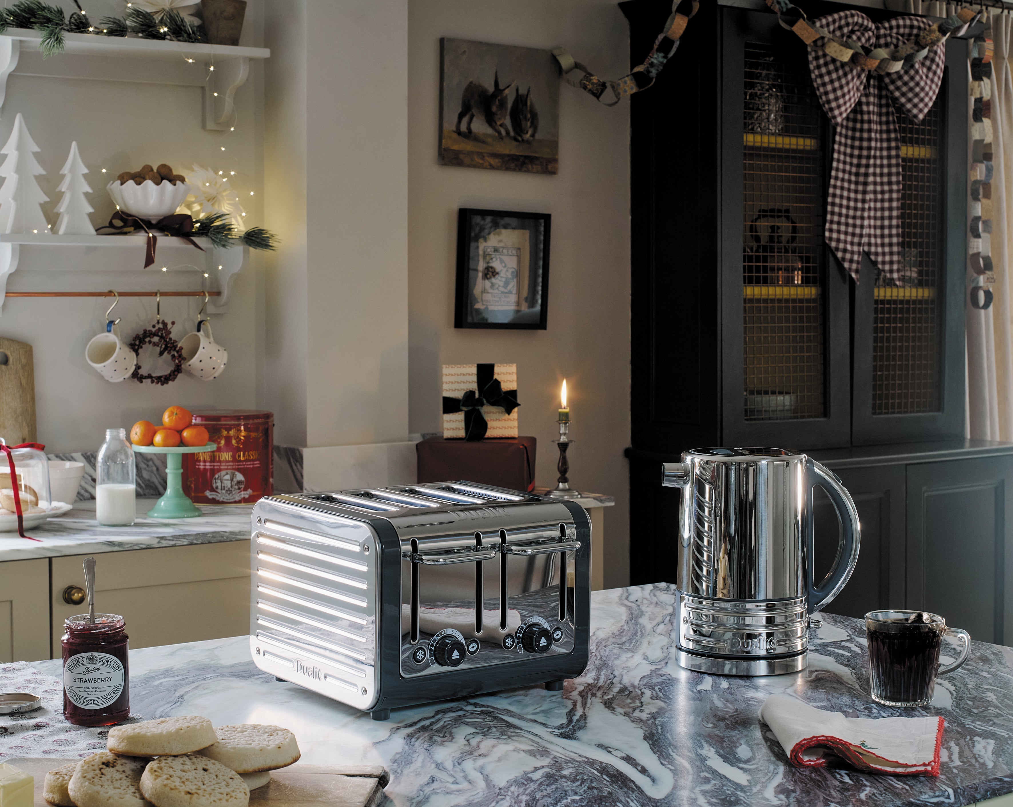 Dualit Design Series Kettle - Black and Steel