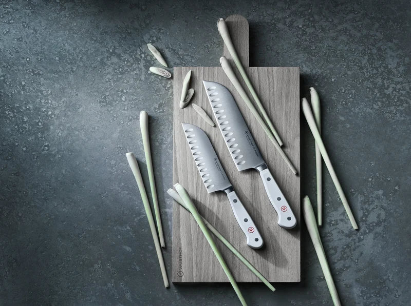 Wüsthof CLASSIC 7" Hollow Edge Santoku, White