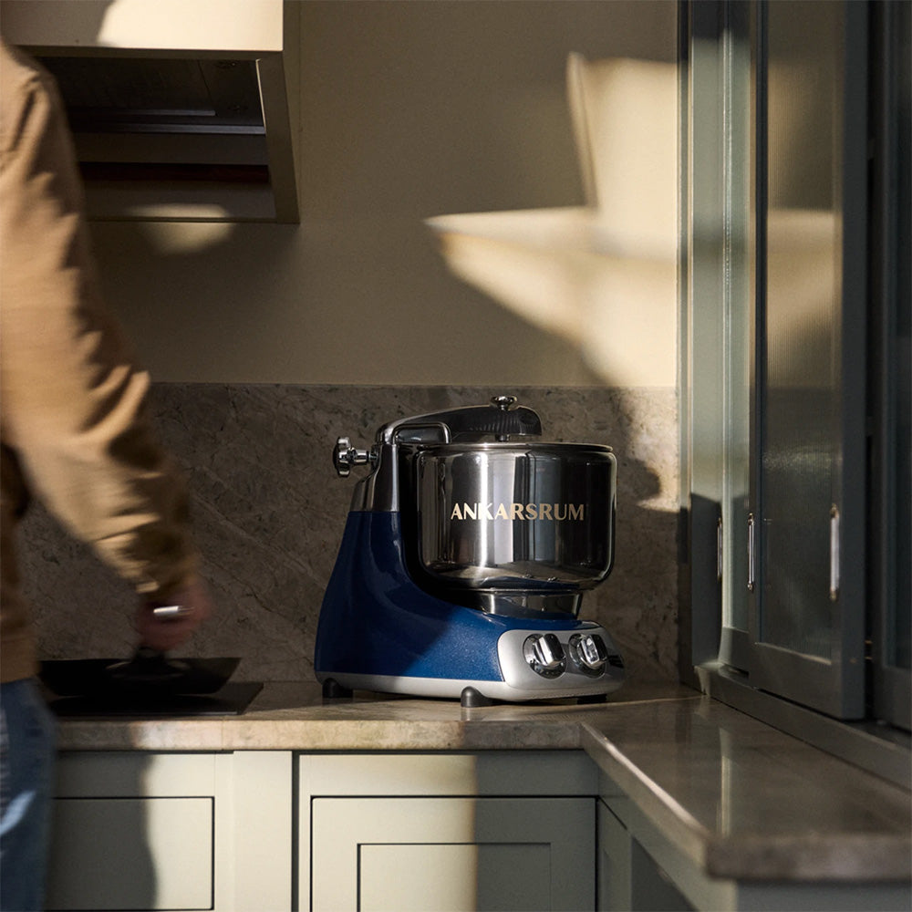 Ankarsrum Assistent Original Stand Mixer Essential Package - Ocean Blue