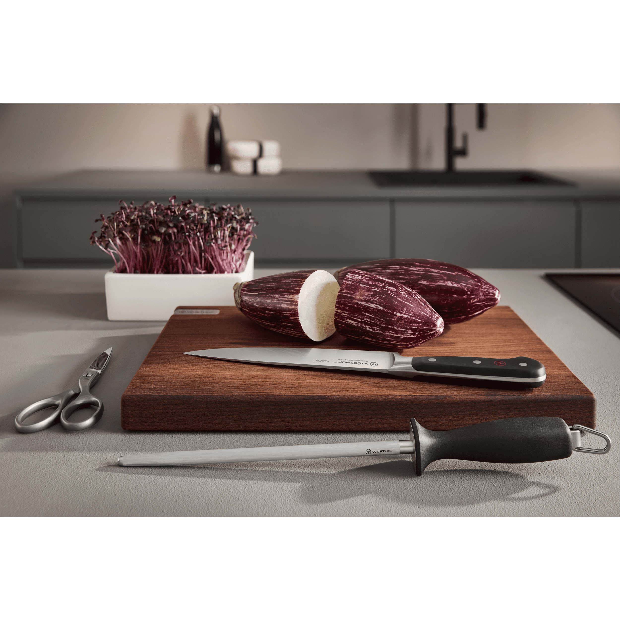 Wüsthof CLASSIC WILD BLUEBERRY 6" Chef's Knife